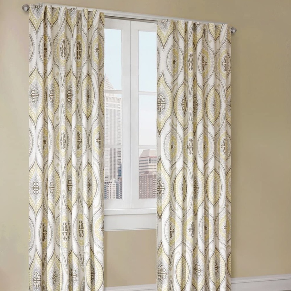 4 window panels